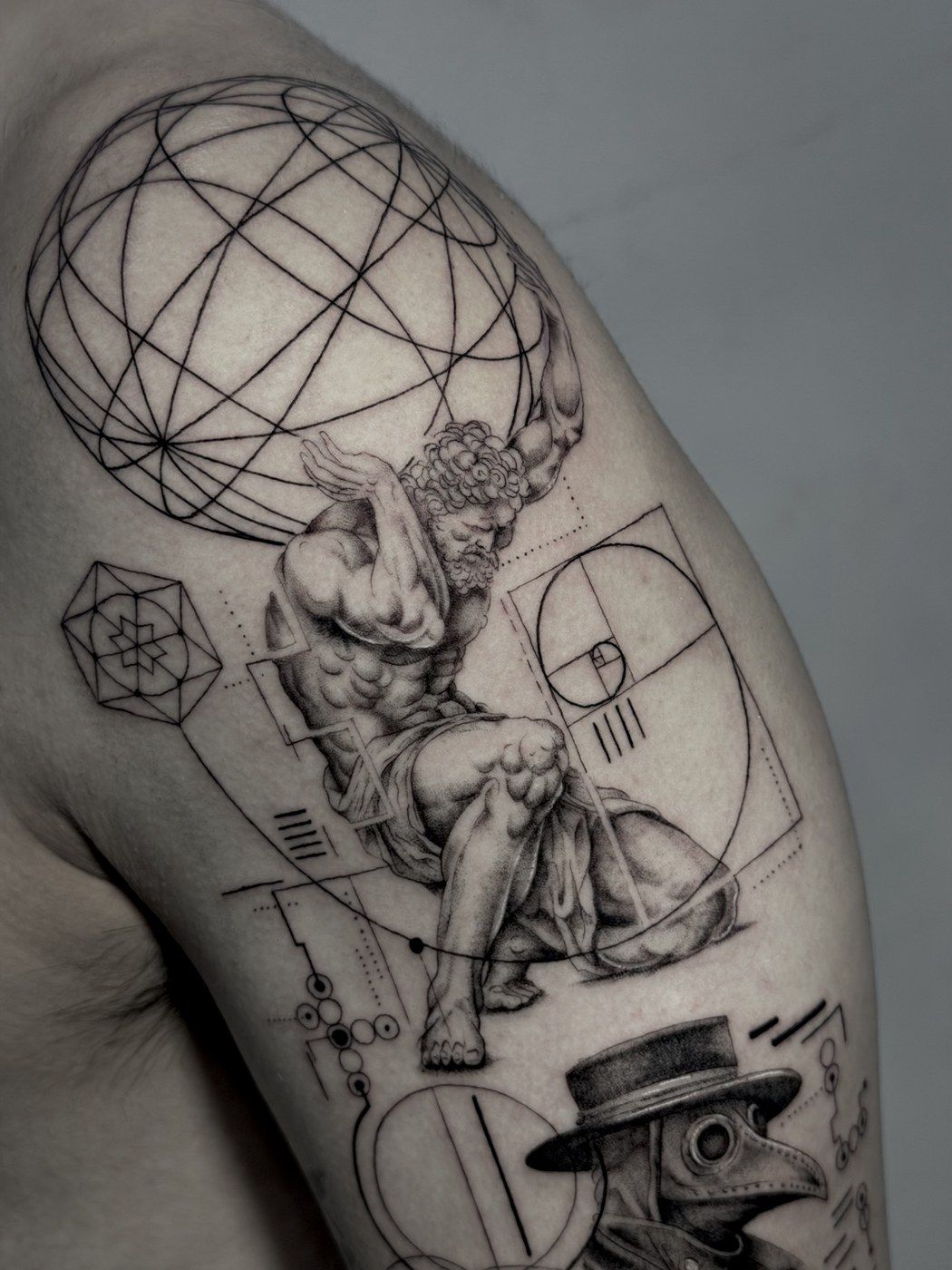 Atlas segurando a esfera geométrica